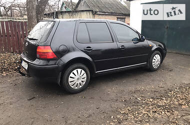 Хэтчбек Volkswagen Golf 1998 в Золотоноше