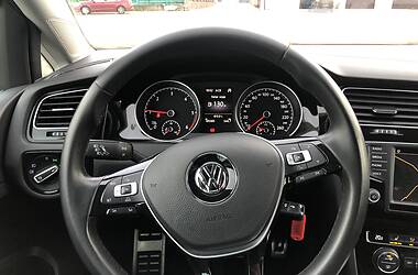 Универсал Volkswagen Golf 2016 в Житомире