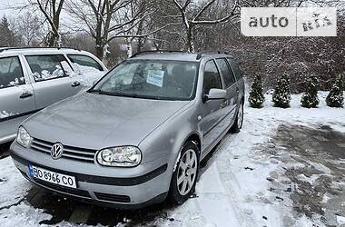 Универсал Volkswagen Golf 2003 в Бучаче