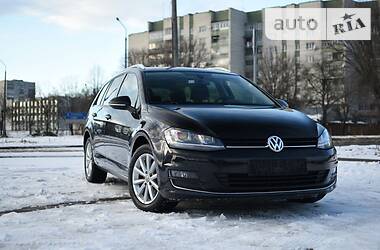 Універсал Volkswagen Golf 2015 в Дрогобичі