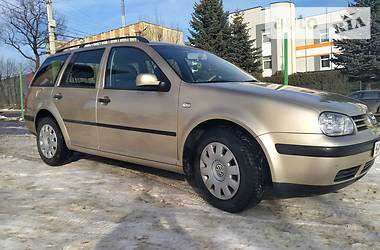 Универсал Volkswagen Golf 2001 в Львове