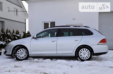 Универсал Volkswagen Golf 2009 в Дрогобыче