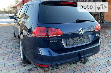 Универсал Volkswagen Golf 2015 в Коростене