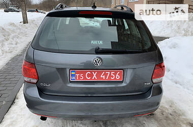 Универсал Volkswagen Golf 2010 в Львове