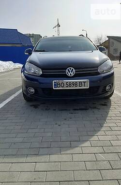 Универсал Volkswagen Golf 2011 в Калуше