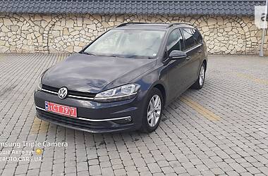 Універсал Volkswagen Golf 2018 в Львові