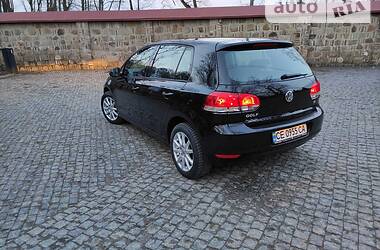 Хетчбек Volkswagen Golf 2009 в 