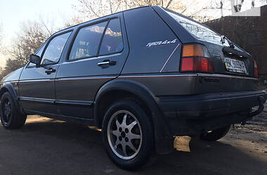 Хэтчбек Volkswagen Golf 1986 в Луцке