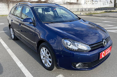 Универсал Volkswagen Golf 2012 в Киеве