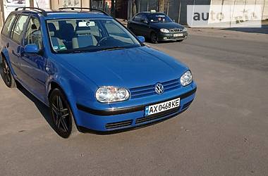 Универсал Volkswagen Golf 2000 в Харькове