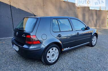 Хетчбек Volkswagen Golf 2001 в Хмельницькому