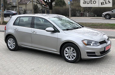 Хэтчбек Volkswagen Golf 2015 в Ивано-Франковске