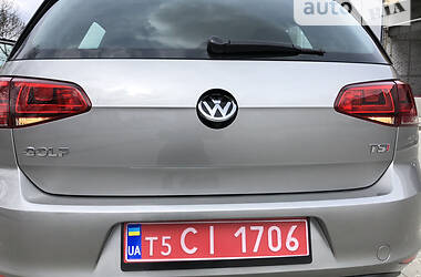 Хэтчбек Volkswagen Golf 2015 в Ивано-Франковске