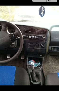 Хэтчбек Volkswagen Golf 1997 в Городке