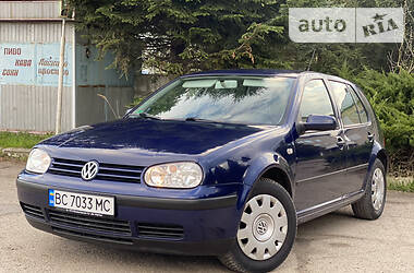 Хэтчбек Volkswagen Golf 2001 в Дрогобыче