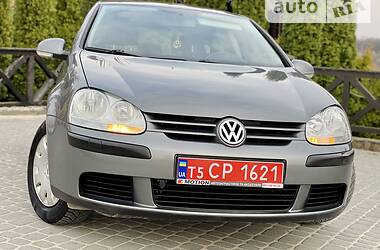 Хетчбек Volkswagen Golf 2005 в Трускавці