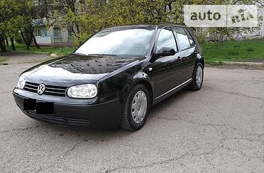 Хэтчбек Volkswagen Golf 2003 в Бахмуте