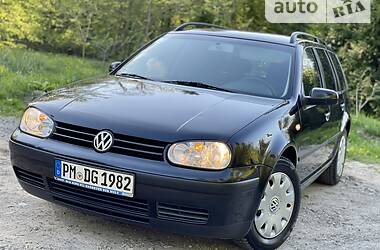 Универсал Volkswagen Golf 2001 в Трускавце