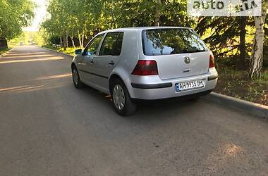 Хетчбек Volkswagen Golf 1998 в Бахмуті