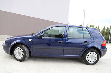 Хэтчбек Volkswagen Golf 2002 в Дрогобыче