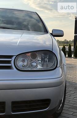 Хэтчбек Volkswagen Golf 2000 в Львове