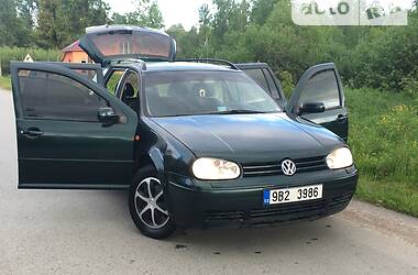 Универсал Volkswagen Golf 2000 в Турке