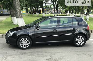 Хэтчбек Volkswagen Golf 2008 в Виннице