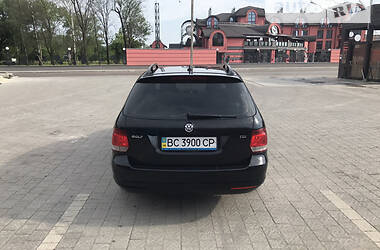 Универсал Volkswagen Golf 2012 в Дрогобыче