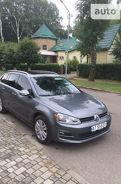 Универсал Volkswagen Golf 2015 в Болехове