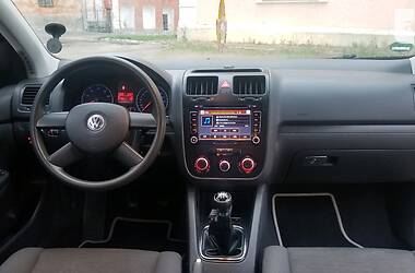 Хэтчбек Volkswagen Golf 2004 в Кременце