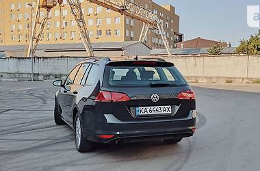 Універсал Volkswagen Golf 2013 в Києві