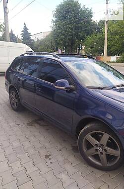 Универсал Volkswagen Golf 2010 в 