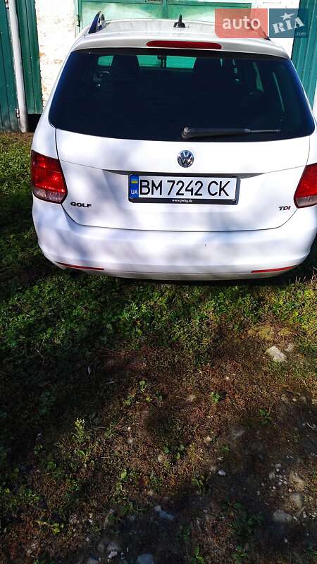 Универсал Volkswagen Golf 2012 в Глухове