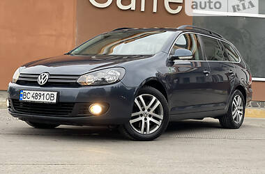 Универсал Volkswagen Golf 2010 в 