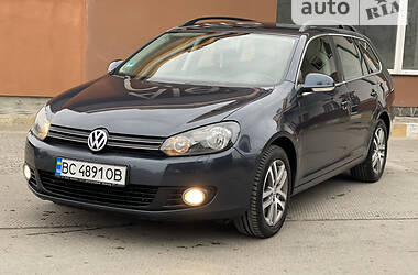 Универсал Volkswagen Golf 2010 в 