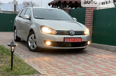 Універсал Volkswagen Golf 2011 в Бродах