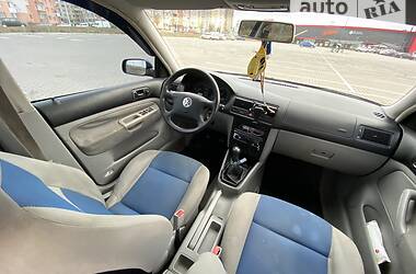 Хетчбек Volkswagen Golf 2000 в Вінниці