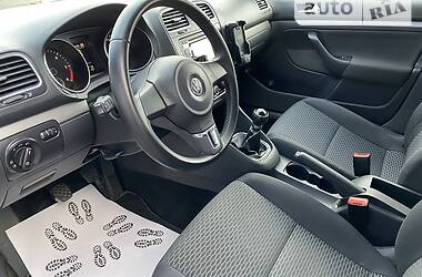 Універсал Volkswagen Golf 2010 в 