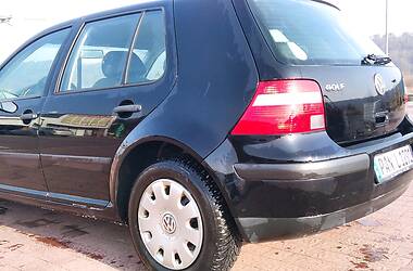 Хэтчбек Volkswagen Golf 2002 в Тернополе