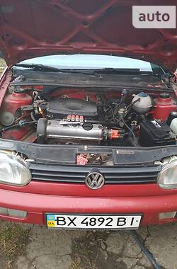 Хэтчбек Volkswagen Golf 1995 в Хмельницком