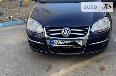 Универсал Volkswagen Golf 2008 в Киеве