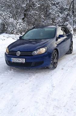 Универсал Volkswagen Golf 2009 в Воловце