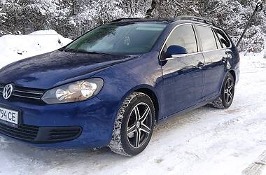 Универсал Volkswagen Golf 2009 в Воловце