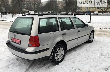 Универсал Volkswagen Golf 2000 в Луцке