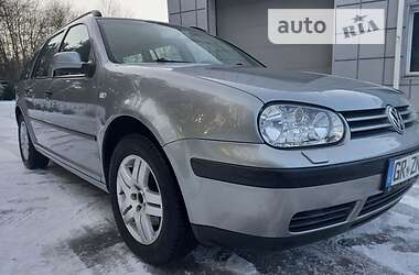 Универсал Volkswagen Golf 2004 в Львове