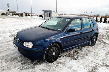 Хетчбек Volkswagen Golf 2001 в Львові