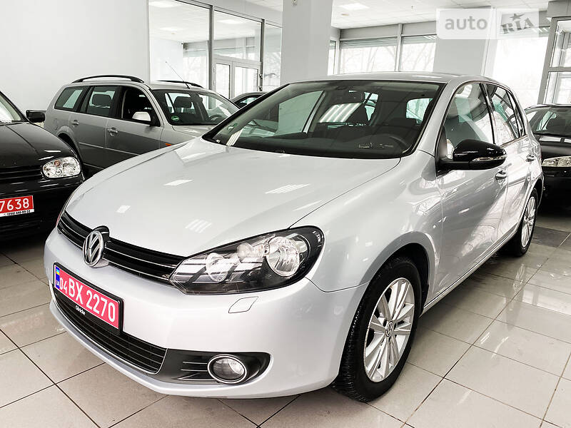 Хетчбек Volkswagen Golf 2011 в Кам'янському