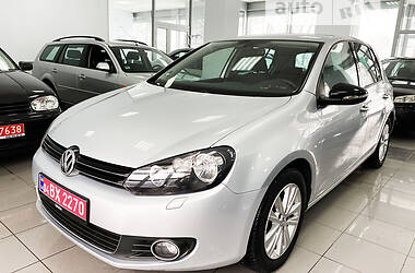 Хэтчбек Volkswagen Golf 2011 в Каменском