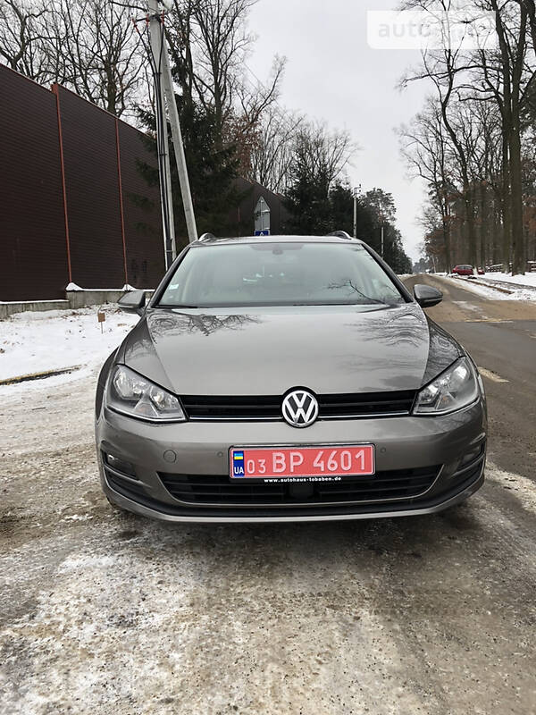 Универсал Volkswagen Golf 2014 в 