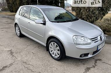 Хэтчбек Volkswagen Golf 2007 в Черновцах